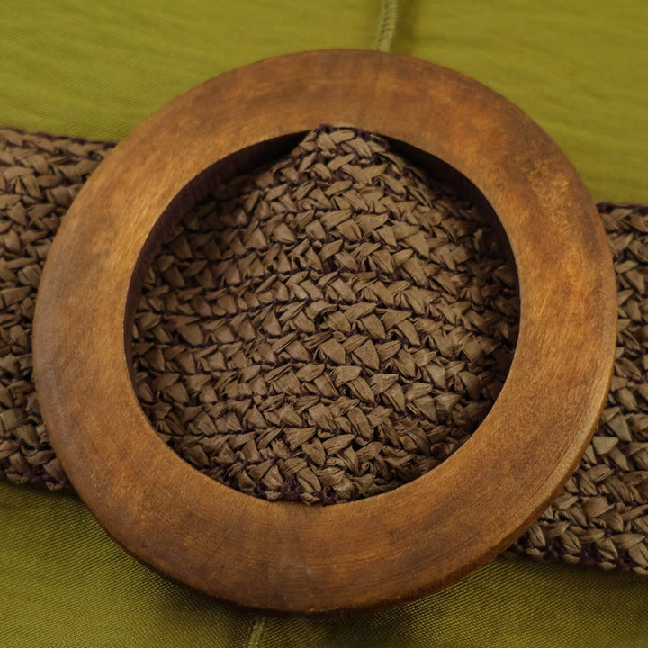 Damebåndkjole med elegant snit og praktisk taljebælte Skovae