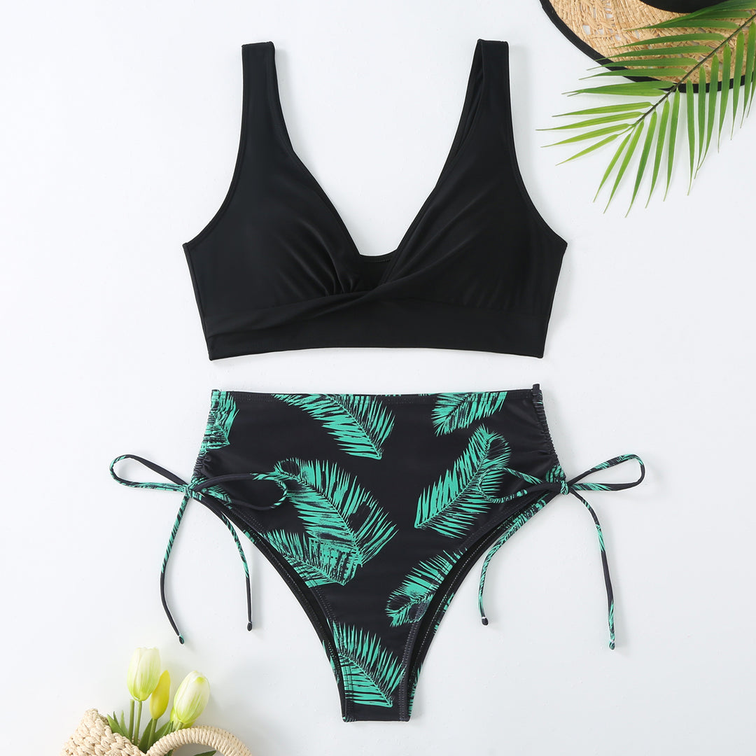 Dame Bikini-sæt med moderne højskæring og raffinerede bindebånd Stilla