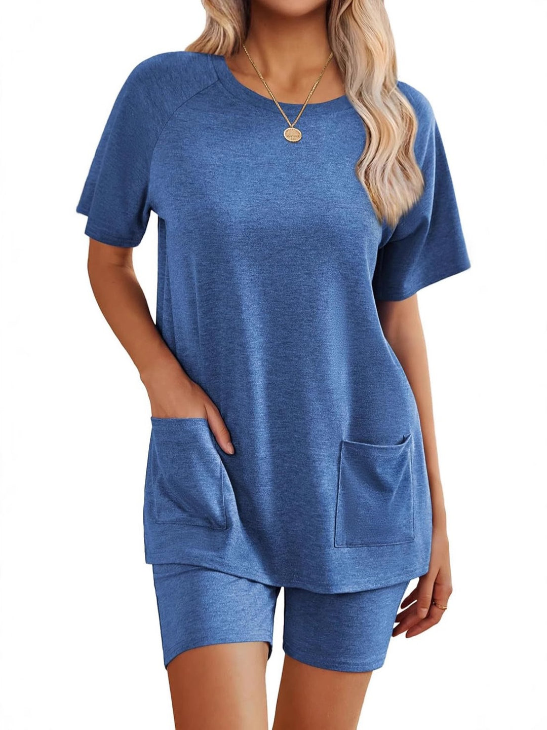 Dame loungewear-sæt med behagelig løs pasform og praktiske lommer Skovae