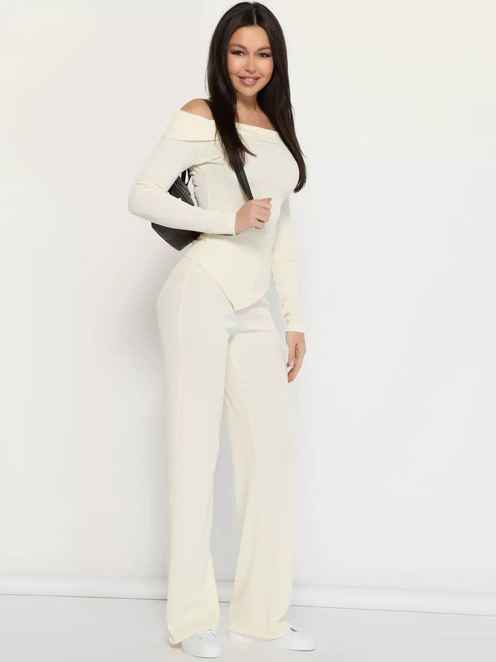 Dame Off-Shoulder top med tætsiddende snit og elegant lag-på-lag look Stilla