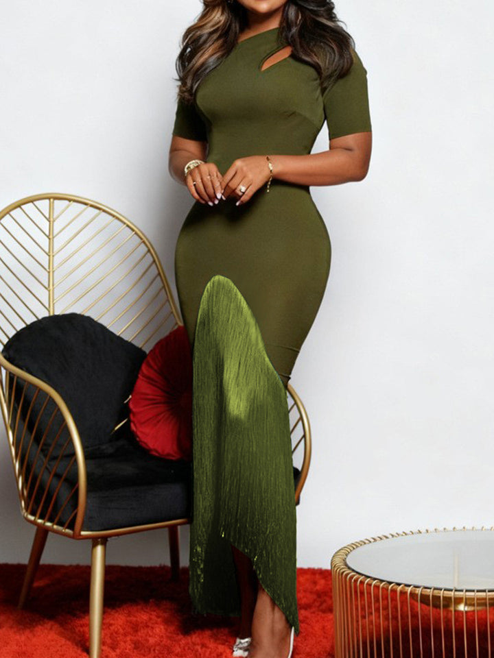 Damer elegant kjole med asymmetrisk kant og moderne cut-out Skovae
