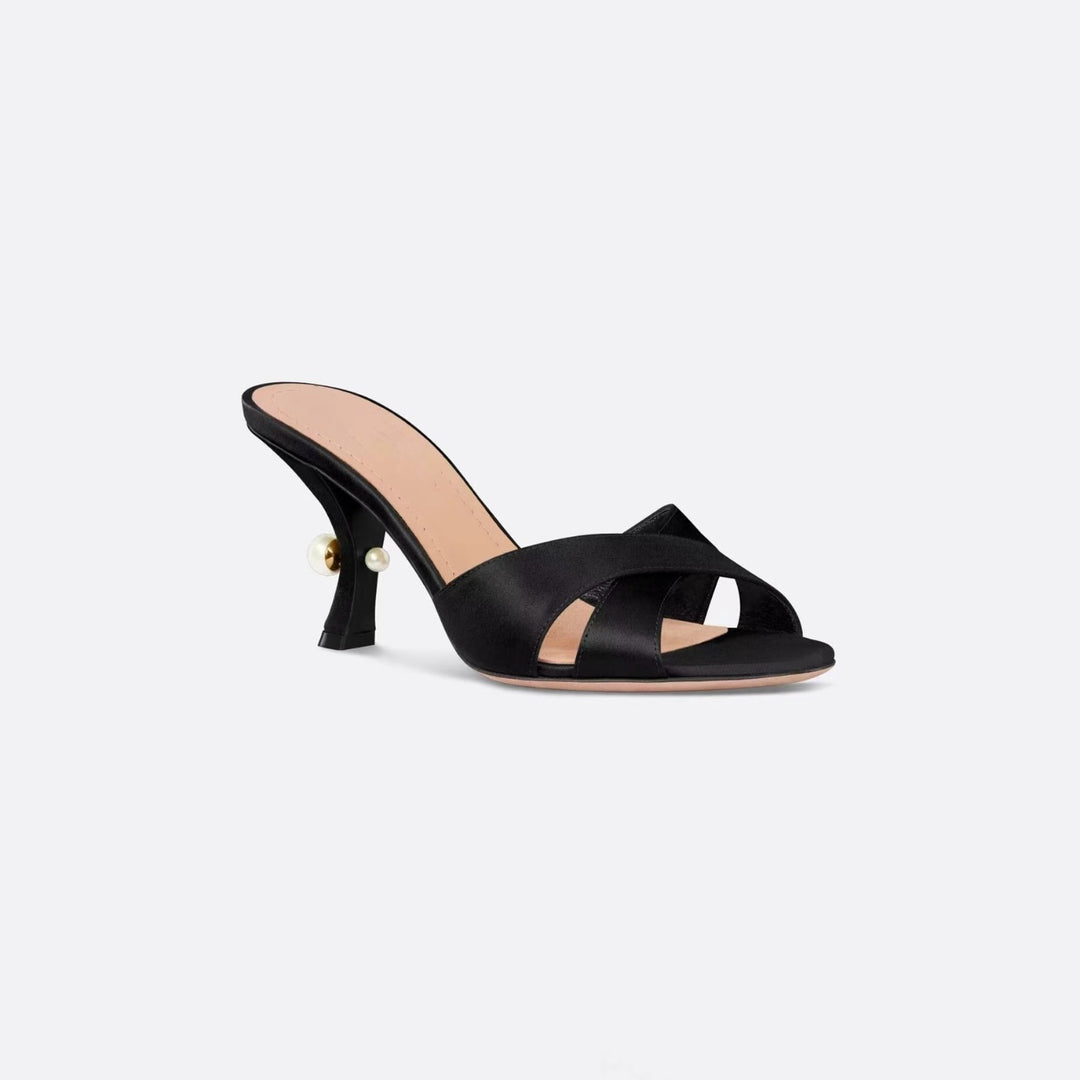 Femme Strappy perle-dekoreret hæl-mules Stilla
