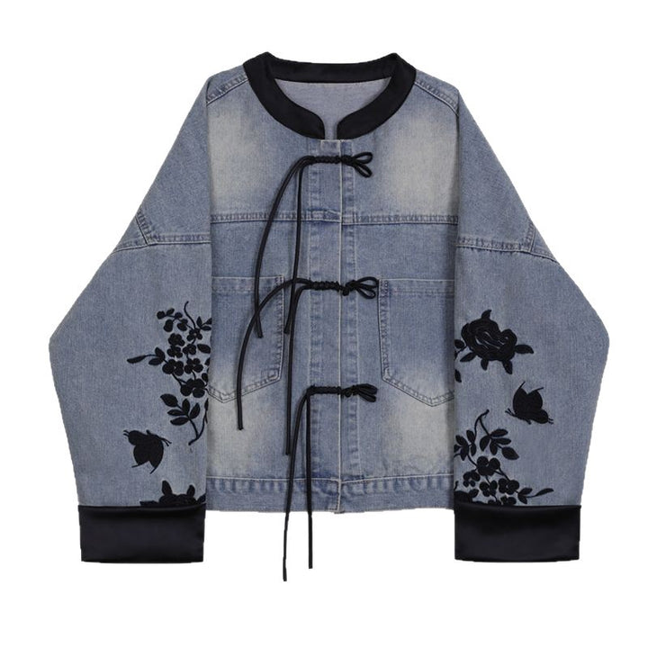 Kvindernes fashionable denimjakke med blomsterbroderi og elegante manchetter