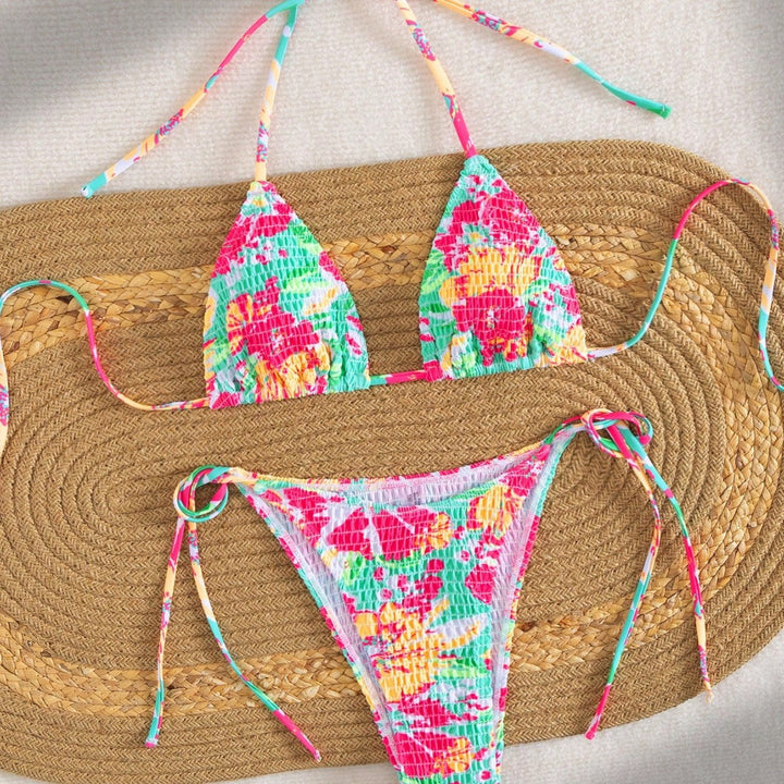 Dame trekant-bikini med farverigt blomsterprint og justerbar snor