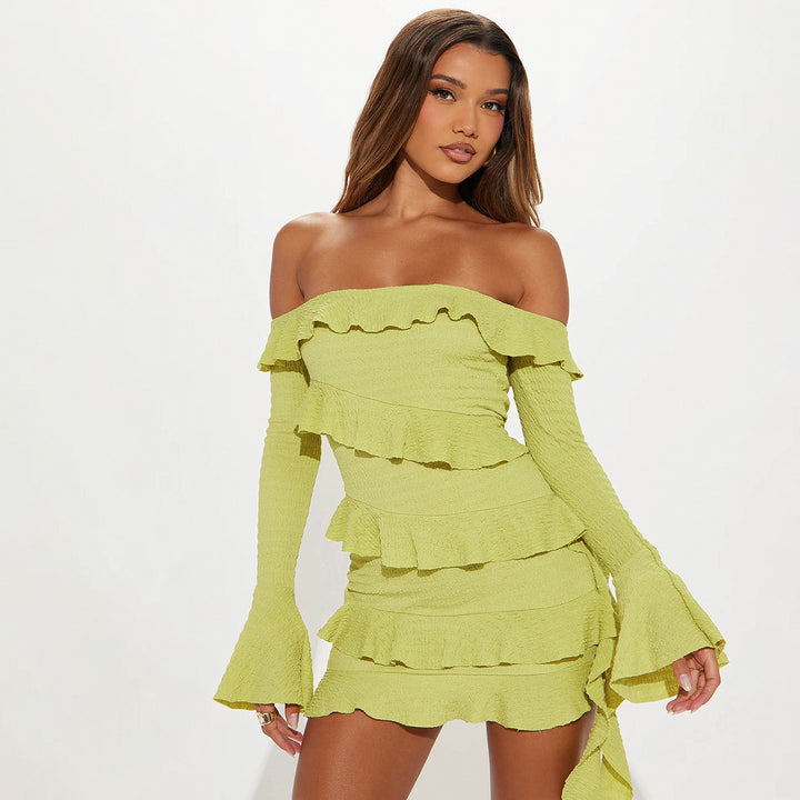 Dame Off-Shoulder Minikjole med rynkedetaljer og elegant snit Stilla