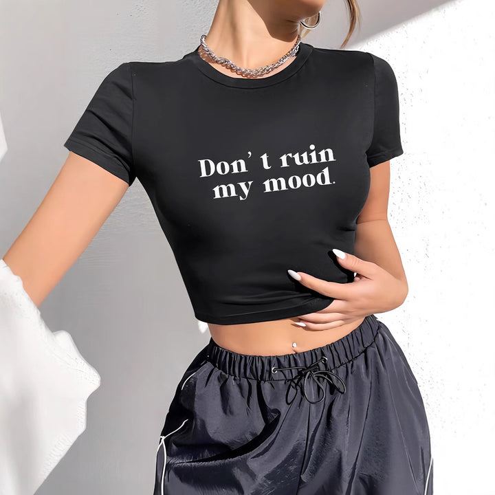 Damer Crop T-Shirt med moderne grafiktryk Skovae