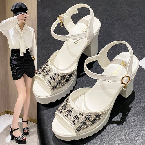 Dame Plateau-sandaler med glitrende strass og modedesign Stilla