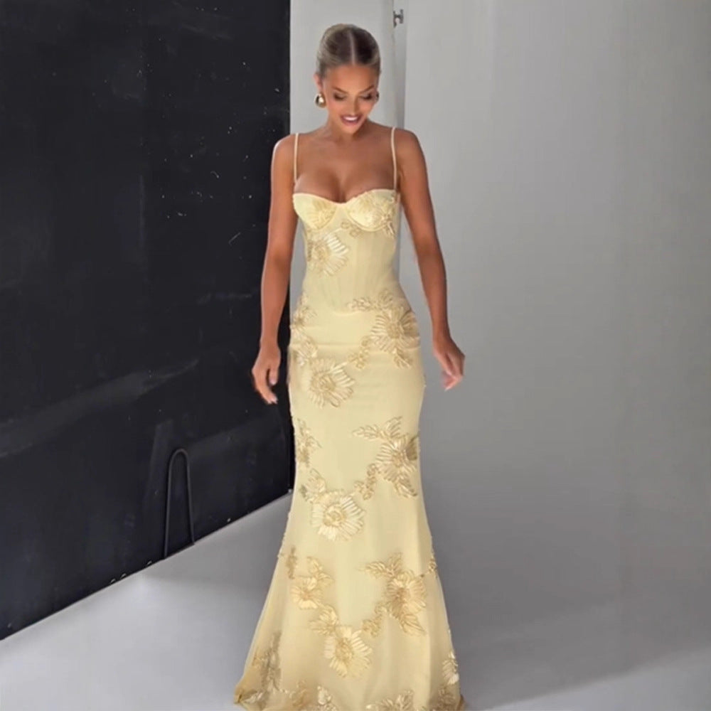 Dame off-the-shoulder Maxi-kjole med florale applikationer Stilla