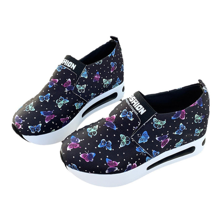 Dame slippers med farverigt sommerfugledesign og skridsikker sål Stilla