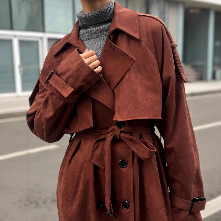 Dame Elegant Trenchcoat i Suede Stilla