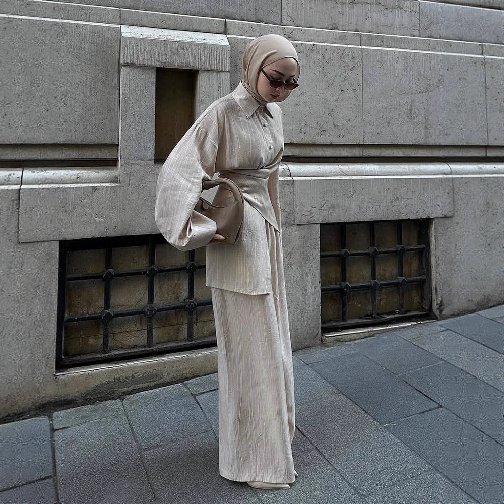 Dame elegant og moderne to-delt sæt med højtaljede bukser og skjorte Stilla