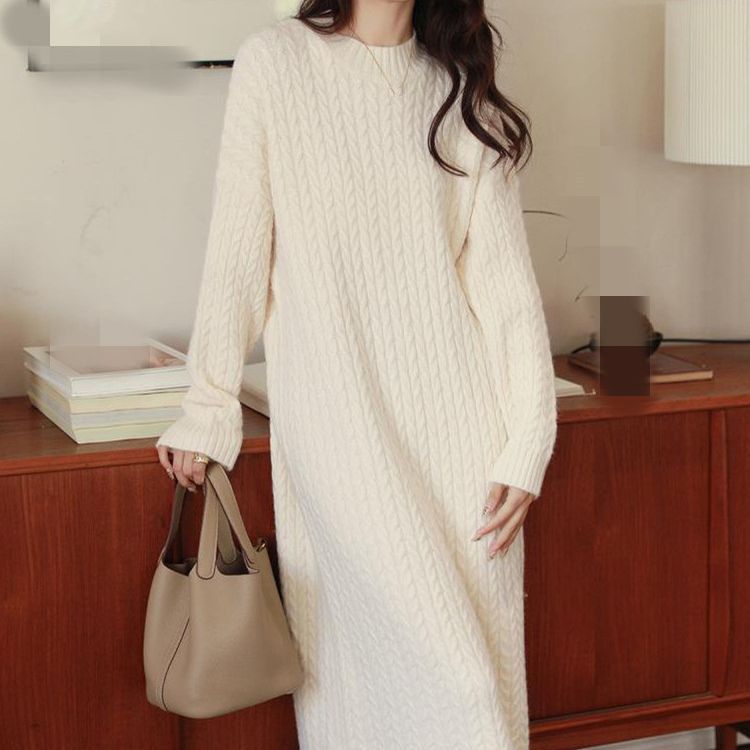 Femme Kabelstrik Midi Pulloverkjole Stilla