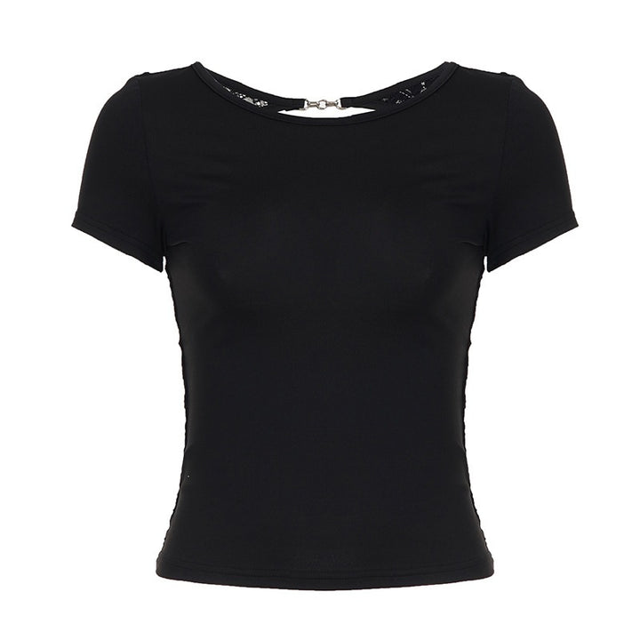 Dame tætsiddende T-shirt med elegant rygdetalje Skovae