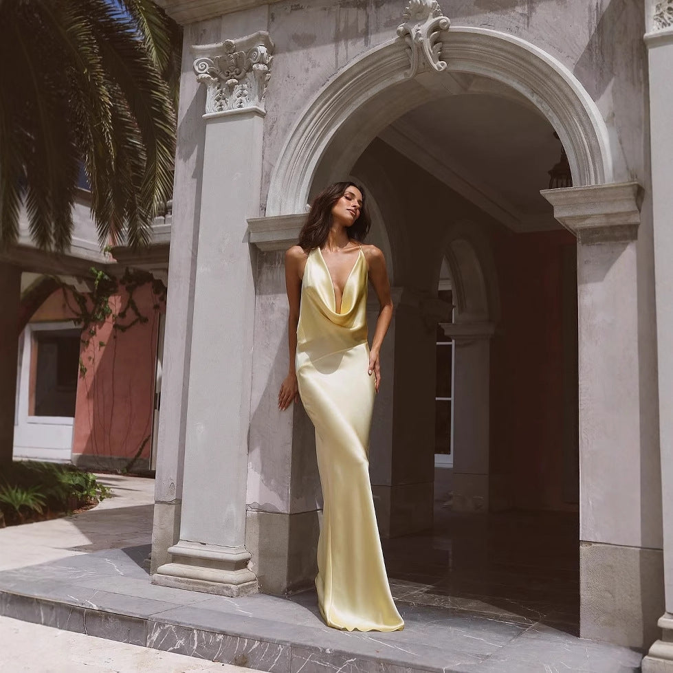 Dame Elegant Satin Maxi Kjole med dyb V-udskæring Stilla