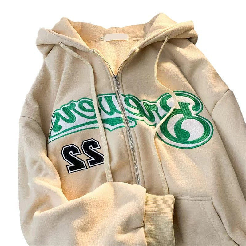 Kvinders hættejakke med nostalgisk sportsdesign Skovae