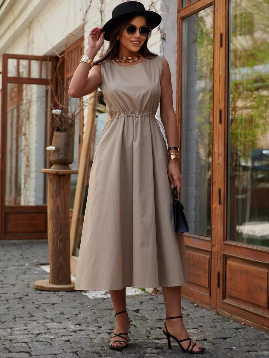 Dame langkjole med elastisk talje og moderne snit Stilla