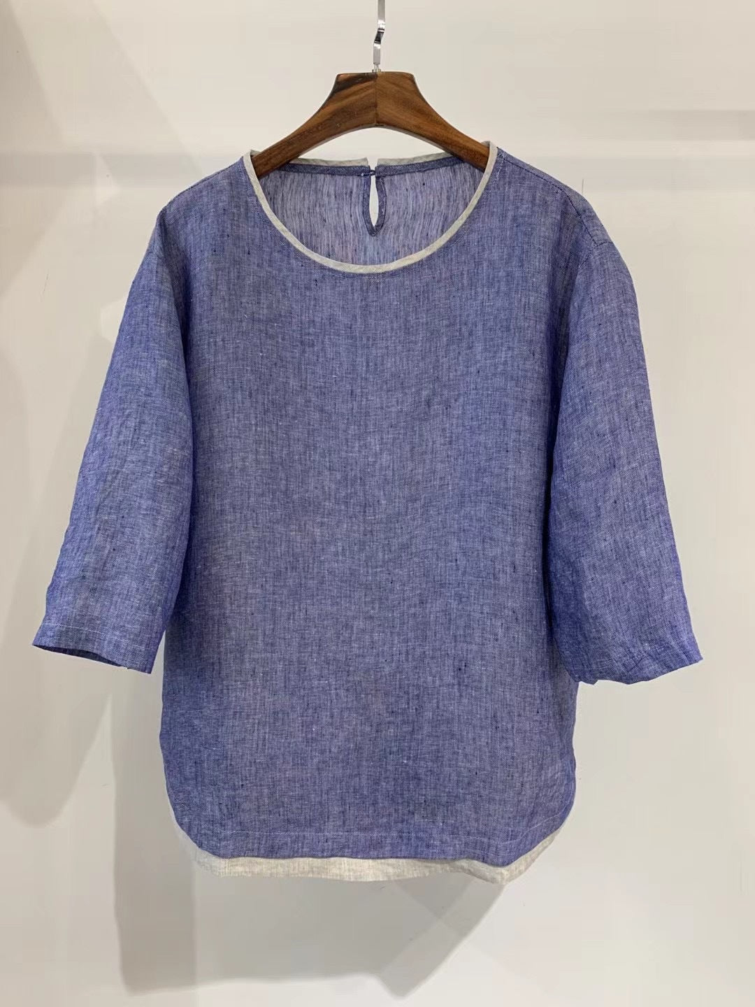 Femme Elegante Linned blouse med trekvartærmer Stilla