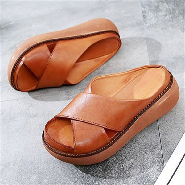 Dame Plateau-sandaler med krydset remdesign og skridsikker sål Stilla