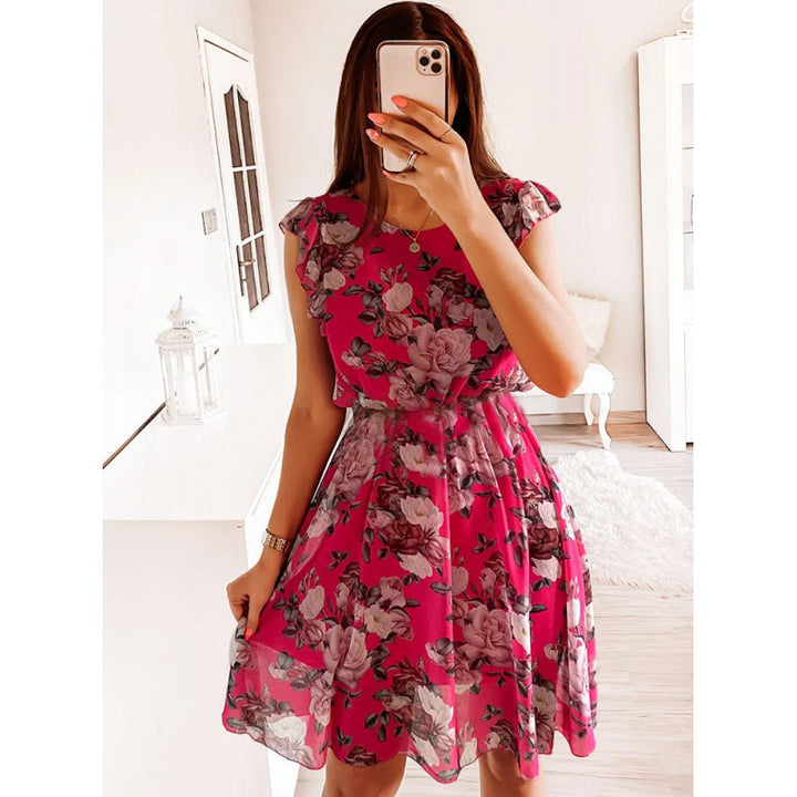 Dame sommerkjole med blomsterprint, flæsedetaljer og taljebælte Skovae