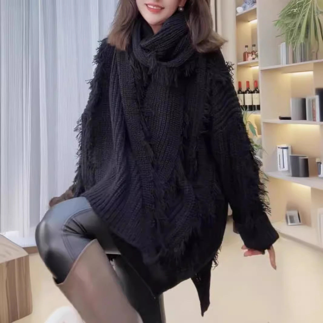 Femme Oversized V-Udskæring Strikpullover med Frynse-Detail Stilla