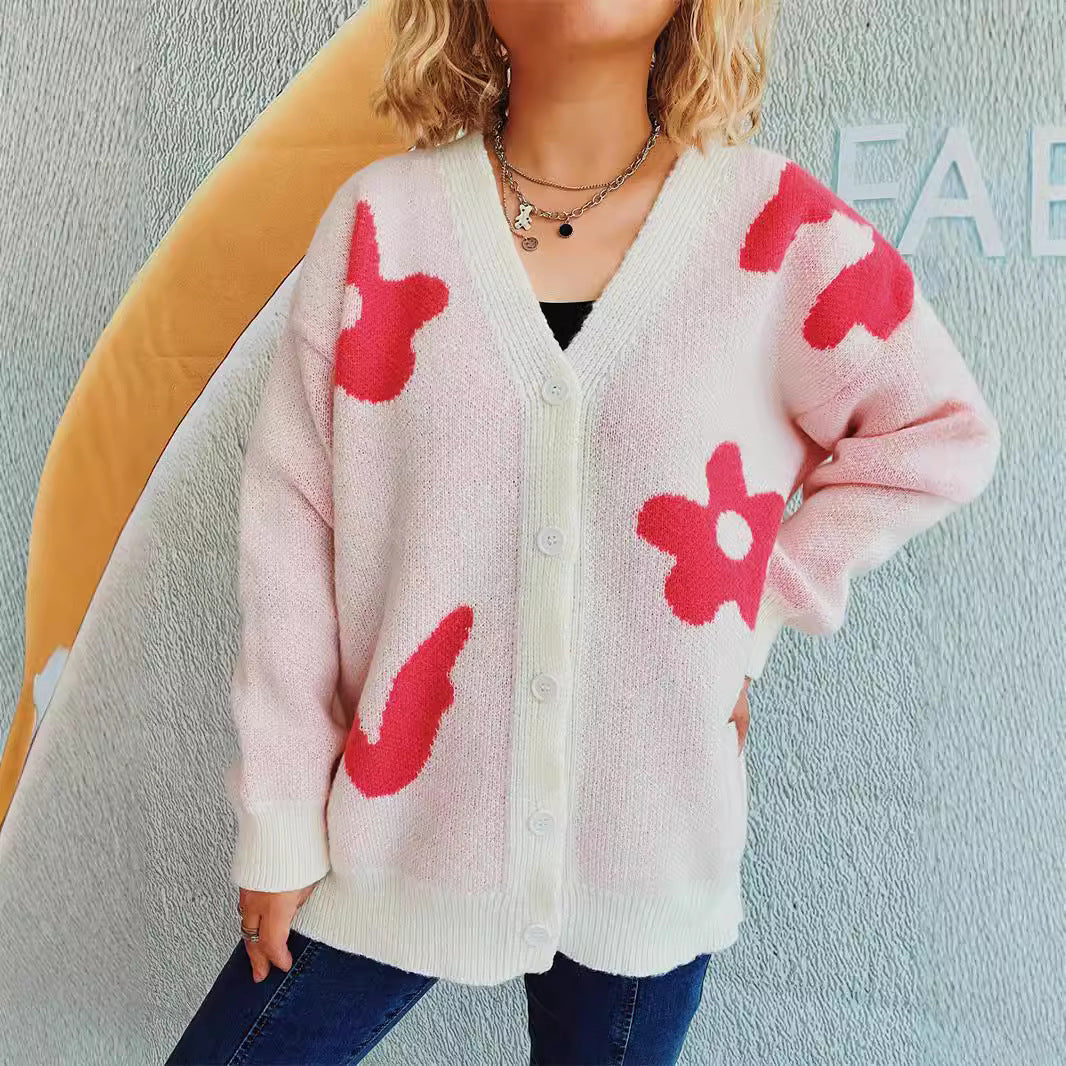 Kvindes cardigan med blomstermønster og knapdetaljer Stilla