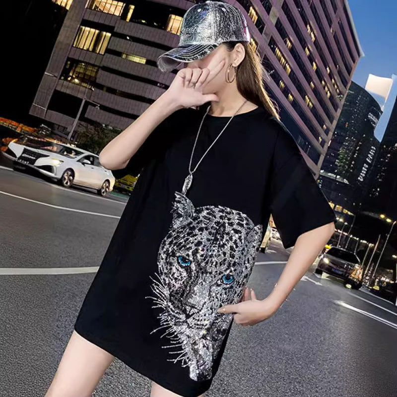 Dame T-shirt med unikt panterdesign og funklende rhinsten Stilla