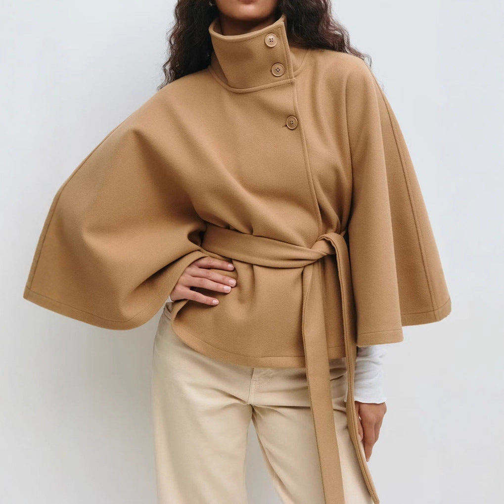 Damernes trendy oversized indpakningsjakke med høj krave og bælte Stilla