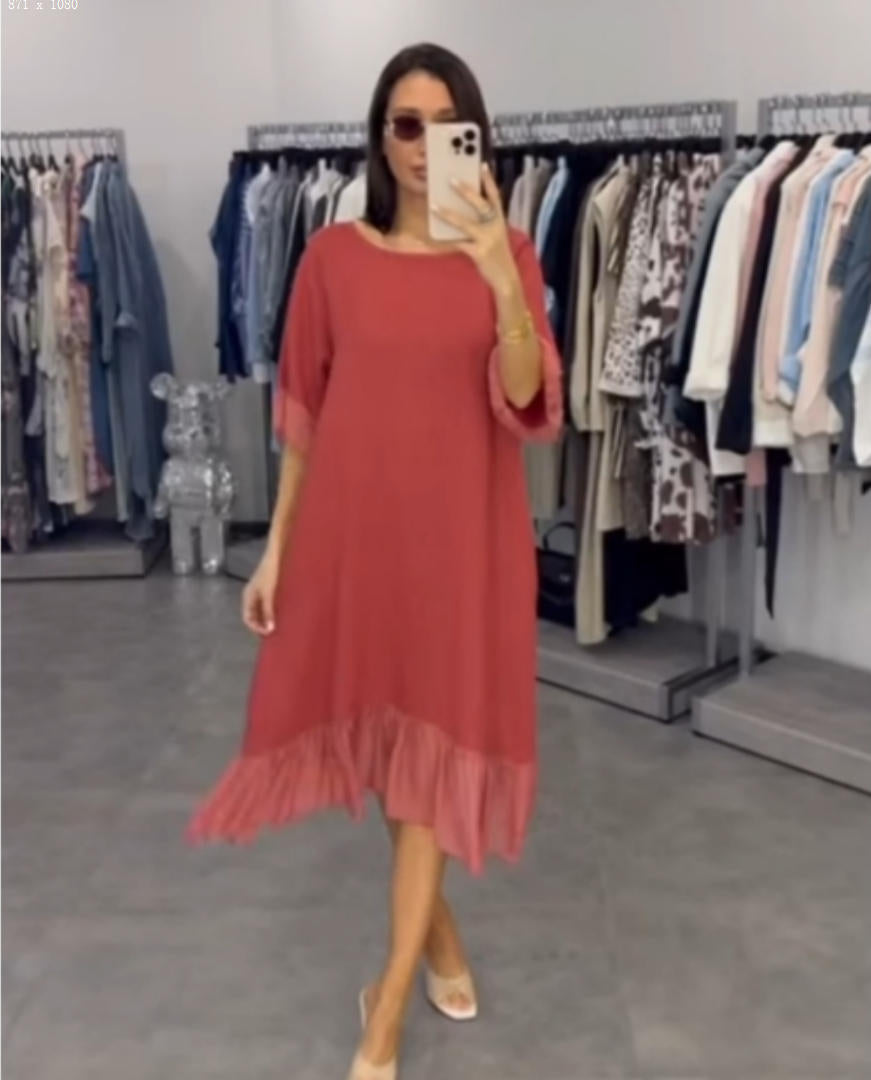 Dame Relaxed Fit Midikjole med Ruffle-saum Stilla