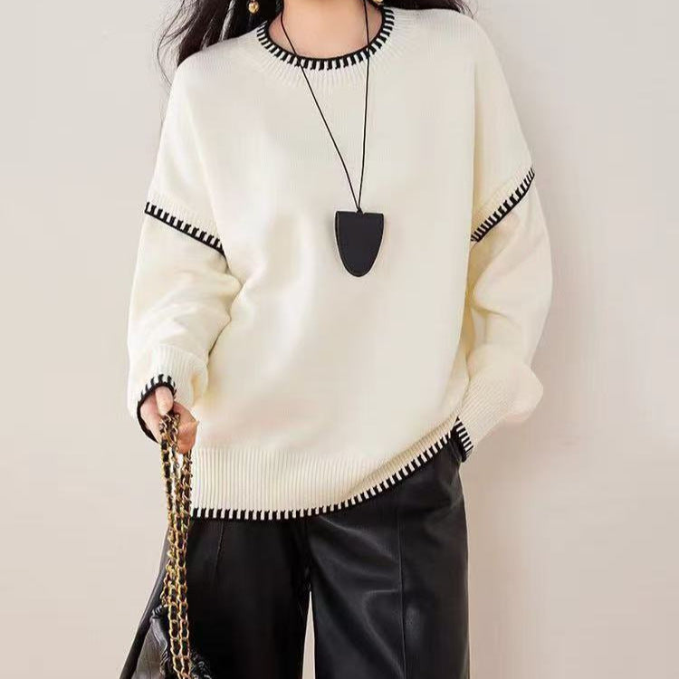 Kvinders afslappede strikket sweater med kontrasterende kant og bløde ærmer Stilla