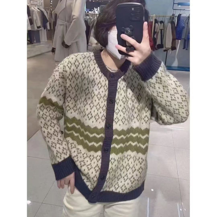 Kvinderne moderigtige cardigan i norsk stil Stilla