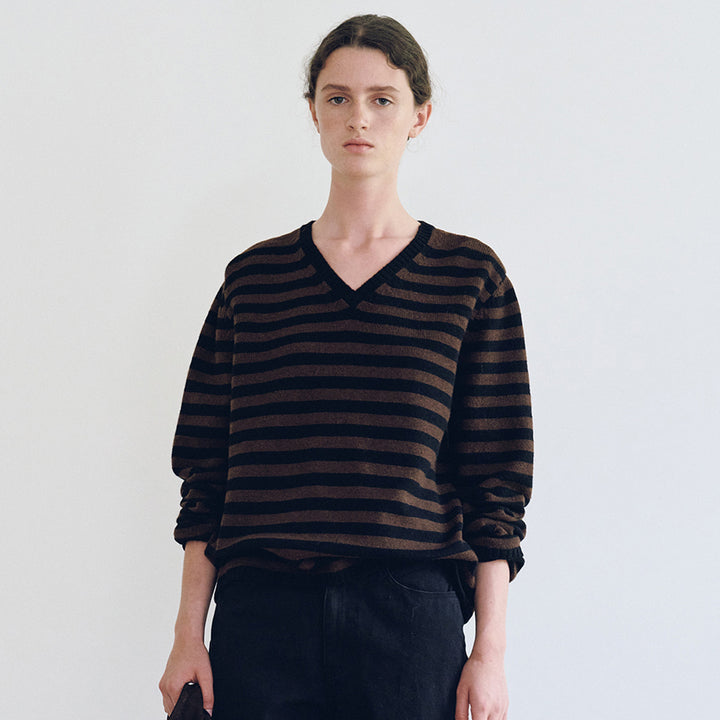 Kvinderne V-hals sweater med stribet mønster Stilla