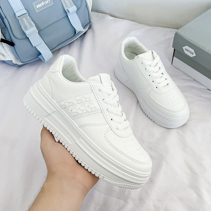 Dame platform sneakers i elegant design med forstærket sålprofil og åndbar overfladestruktur Stilla