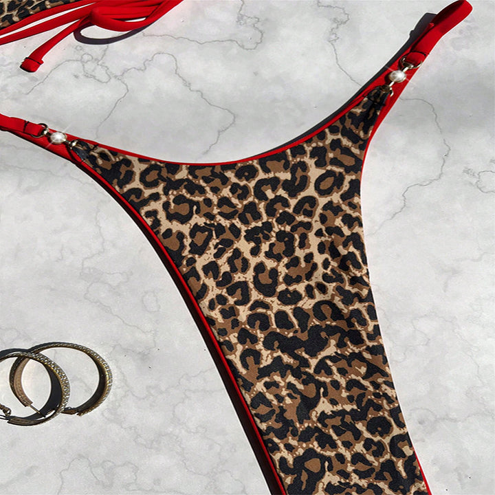 Dame Triangel-Bikini med fine accentdetaljer og animalsk print Stilla