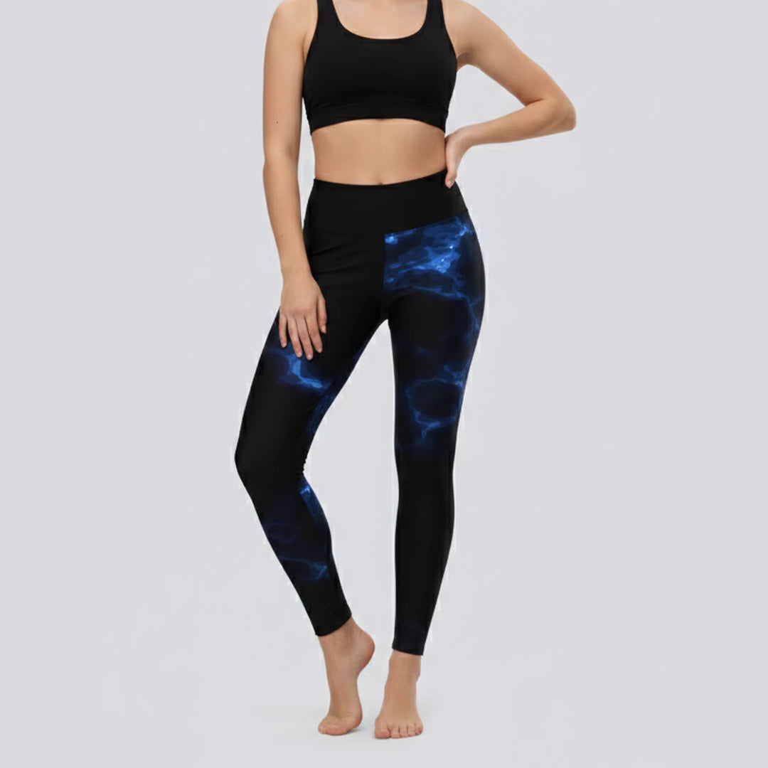 Dame sportleggings med stilfuldt grafisk design Skovae