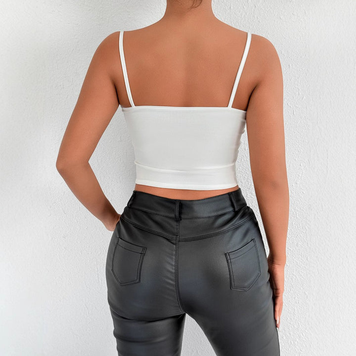 Dame Crop-Top med raffinerede flæse-detaljer Skovae