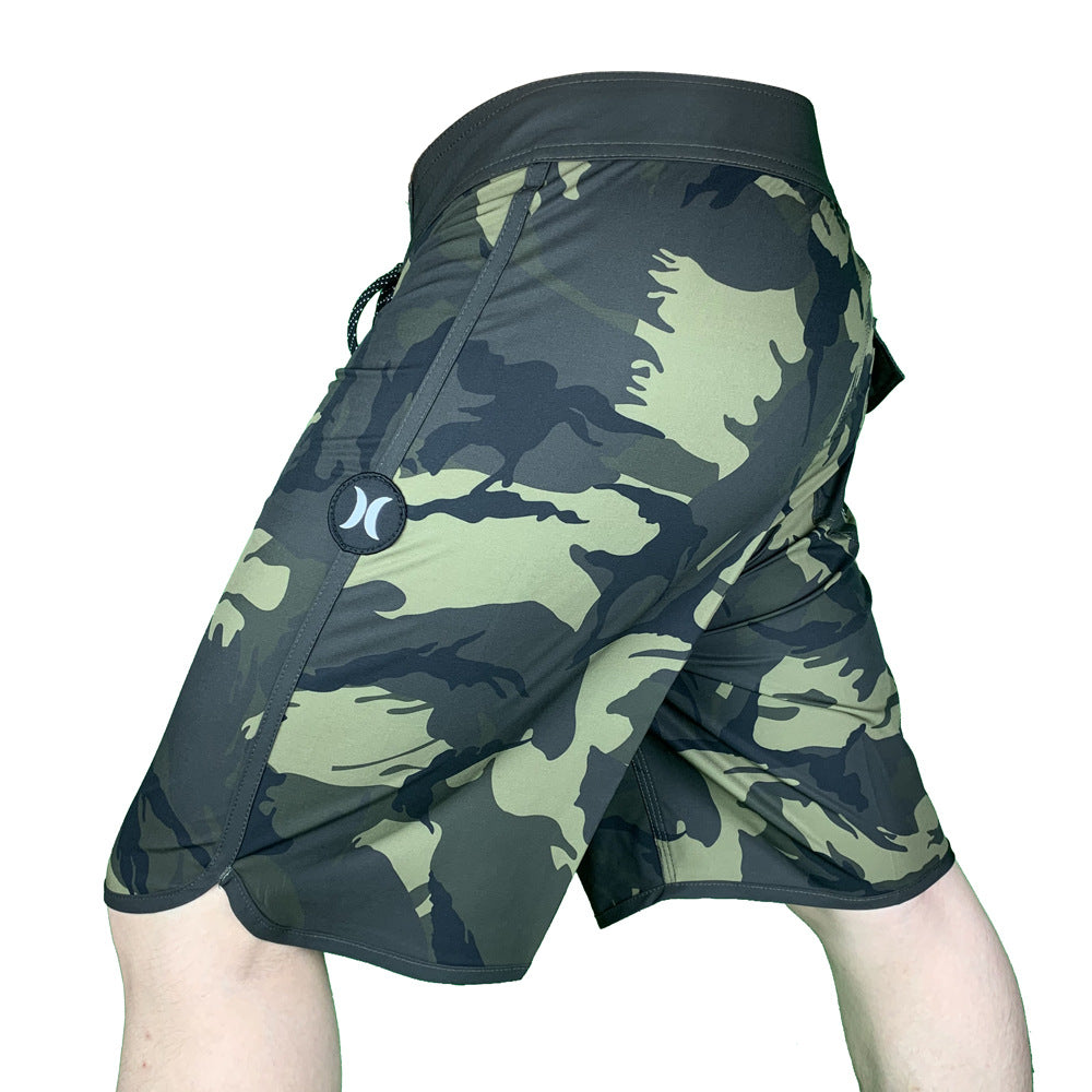 Herre cargo badeshorts med praktisk snørelukning og stilfuldt camouflage-design Stilla