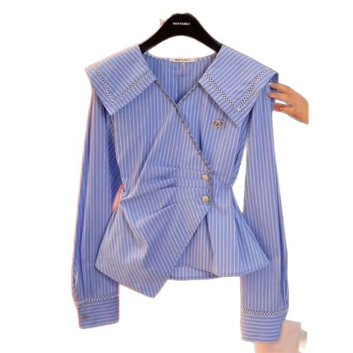 Femme Stilfulde Stribede Peplum-Bluse med Dekorativ Krave Stilla