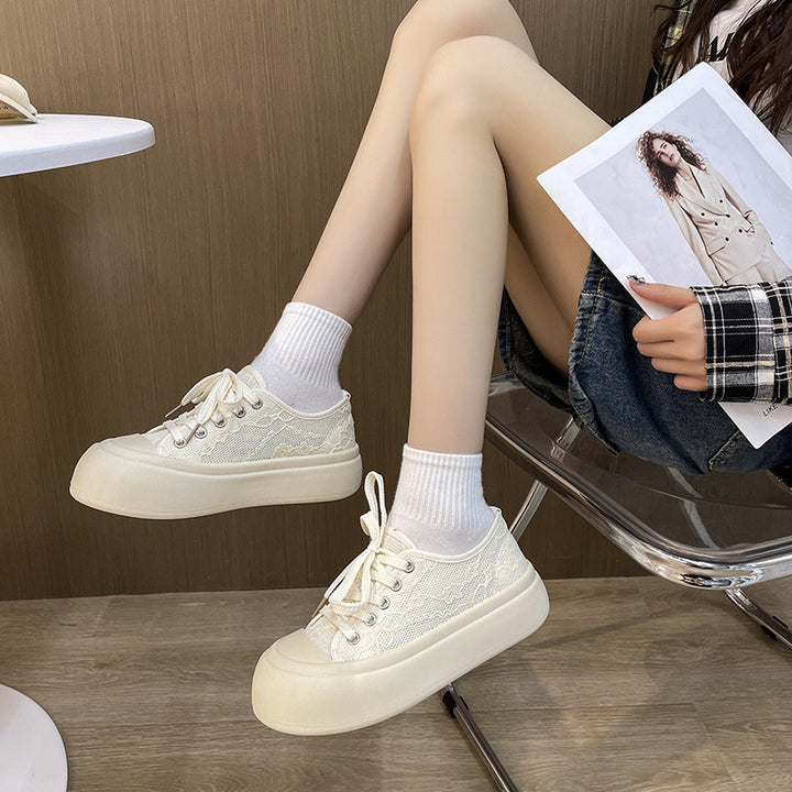 Dame Sneakers med åndbar overfladestruktur og farverig snøring Stilla