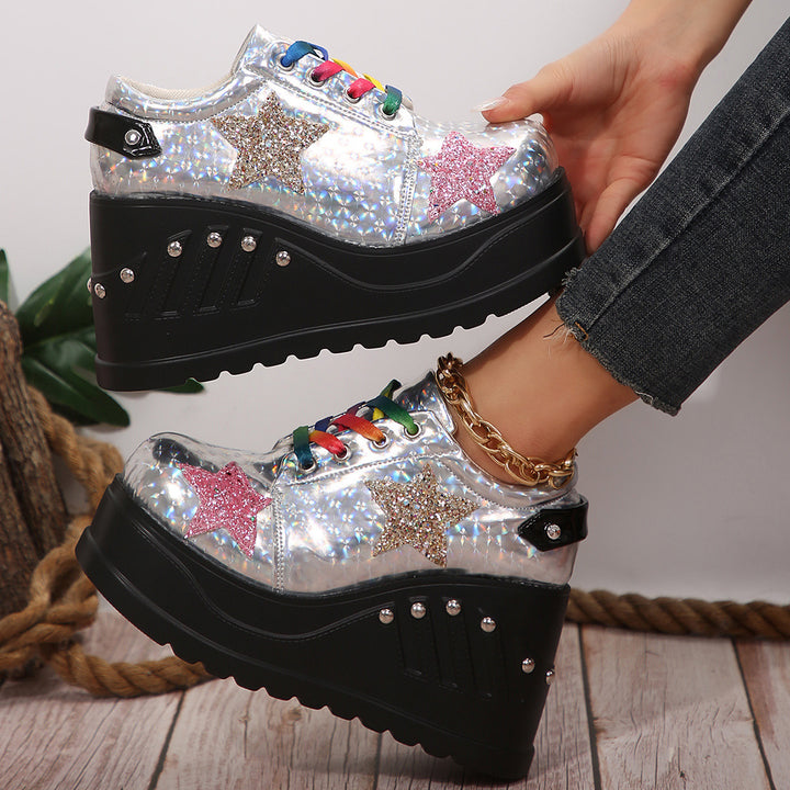 Dame Glitrende Plateau sneakers med farverige snørebånd og funklende stjerneapplikationer Stilla