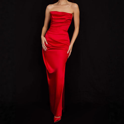 Dame Elegant strapless Maxikjole med innovativt draperingsdesign Stilla