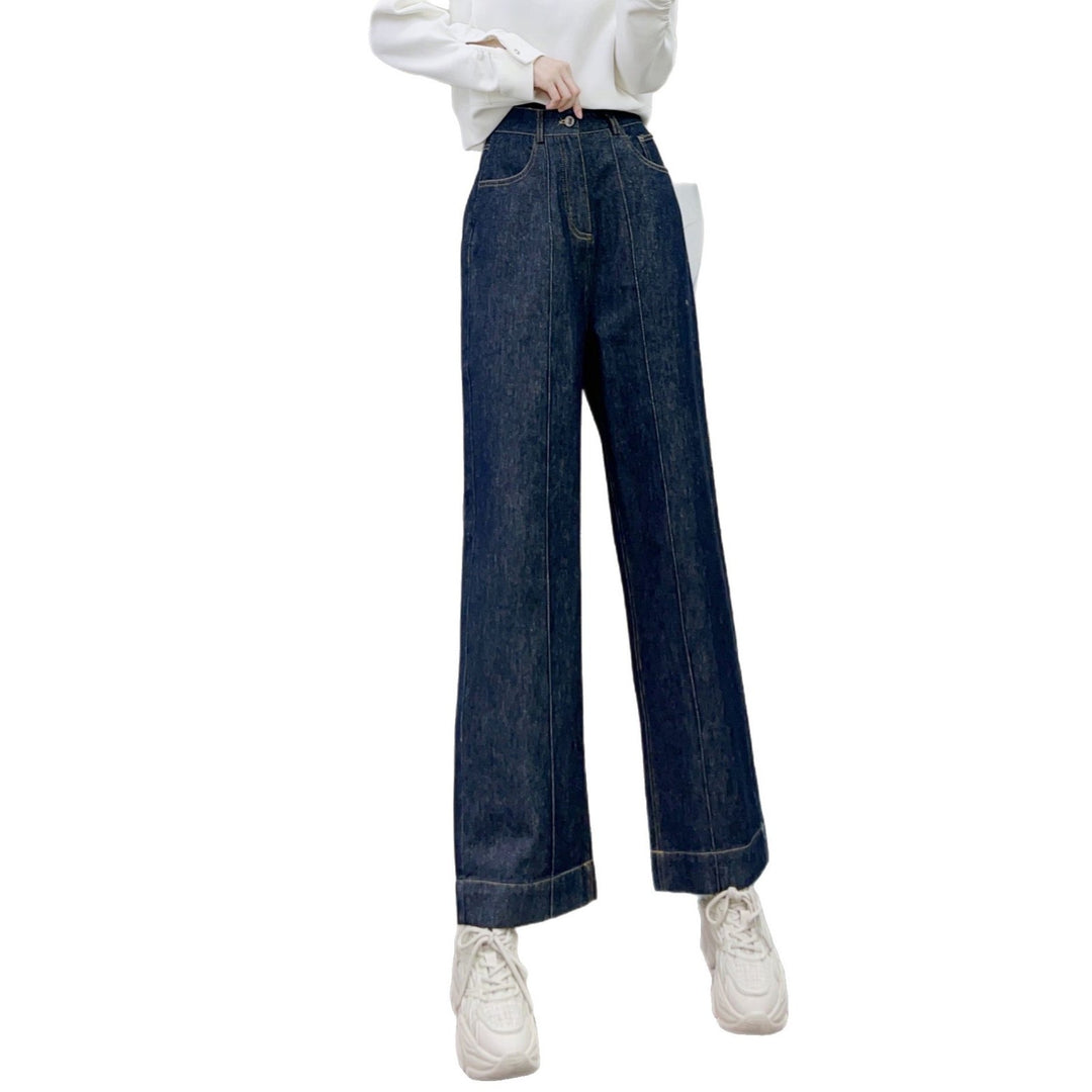 Dame Løse Højtaljede Jeans med karakteristisk snit og afbalancerede detaljer Stilla