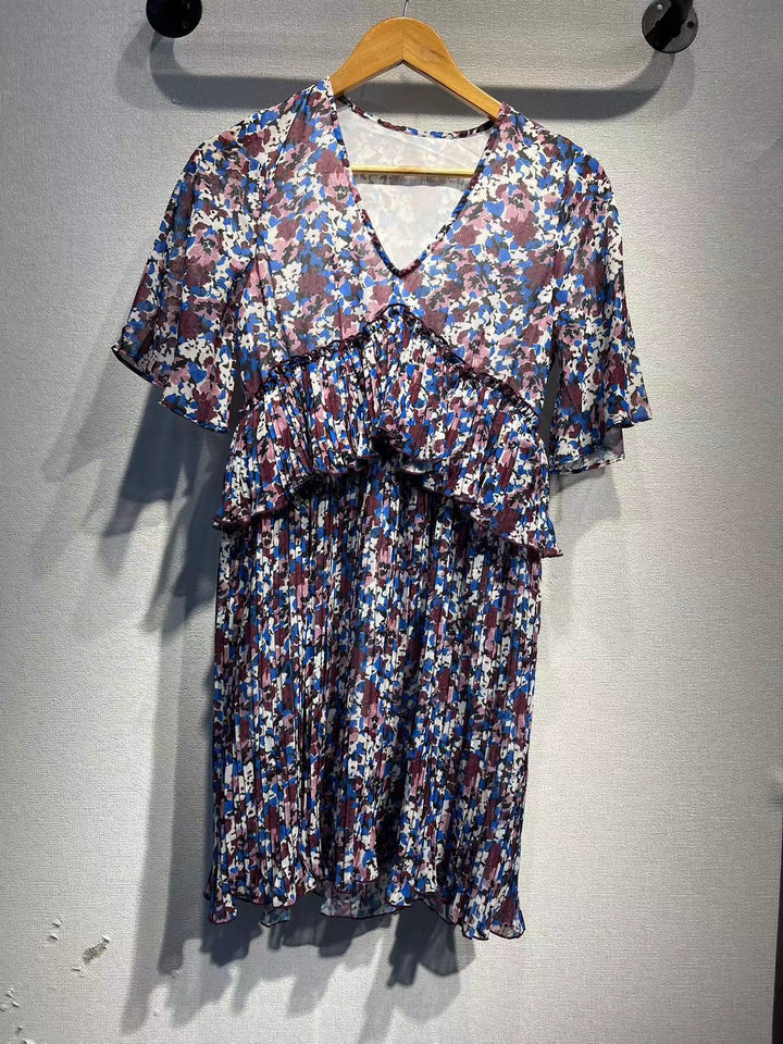 Dame volantkjole med floral design og flæsedetaljer Stilla