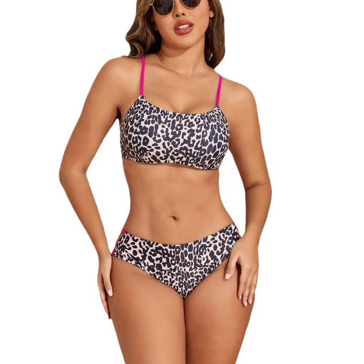 Femme to-delt Leopardskind-mønster bikini-sæt med stilfulde cut-out-detaljer Stilla