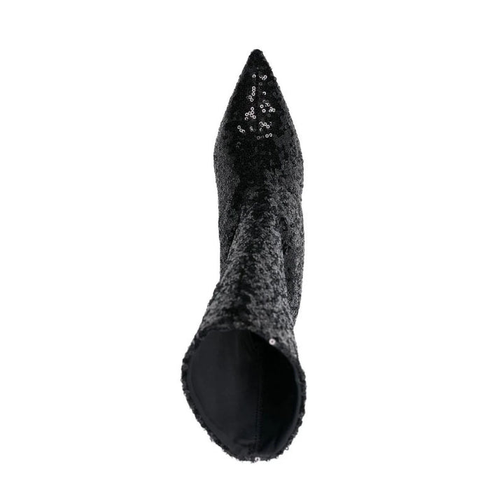 Femme med pailletdekorerede stiletto-støvler Stilla