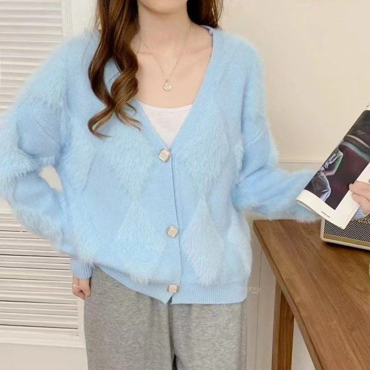 Kvindernes fluffy cardigan med knapdetaljer Stilla