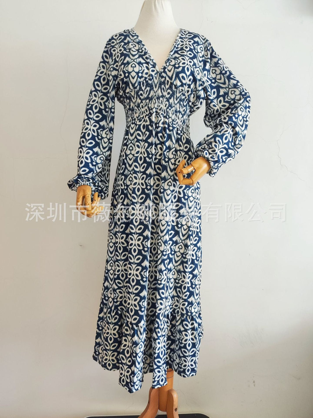 Stilla | Floral-Kjole Plus Size Fairy V Hals Kjole