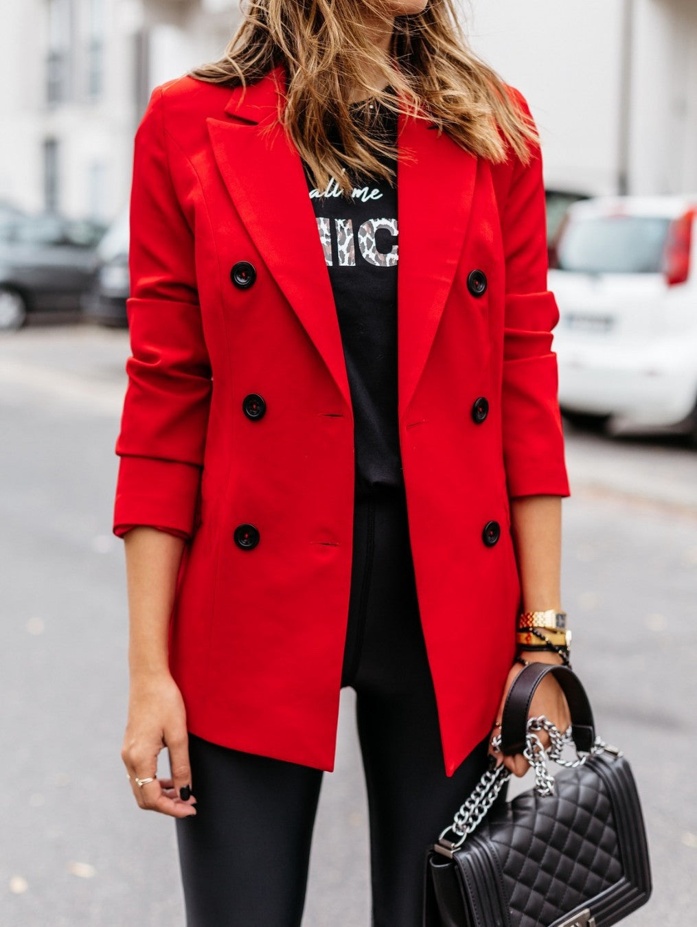 Dame elegant blazer med dobbelte knaplukninger og figursyet snit Stilla