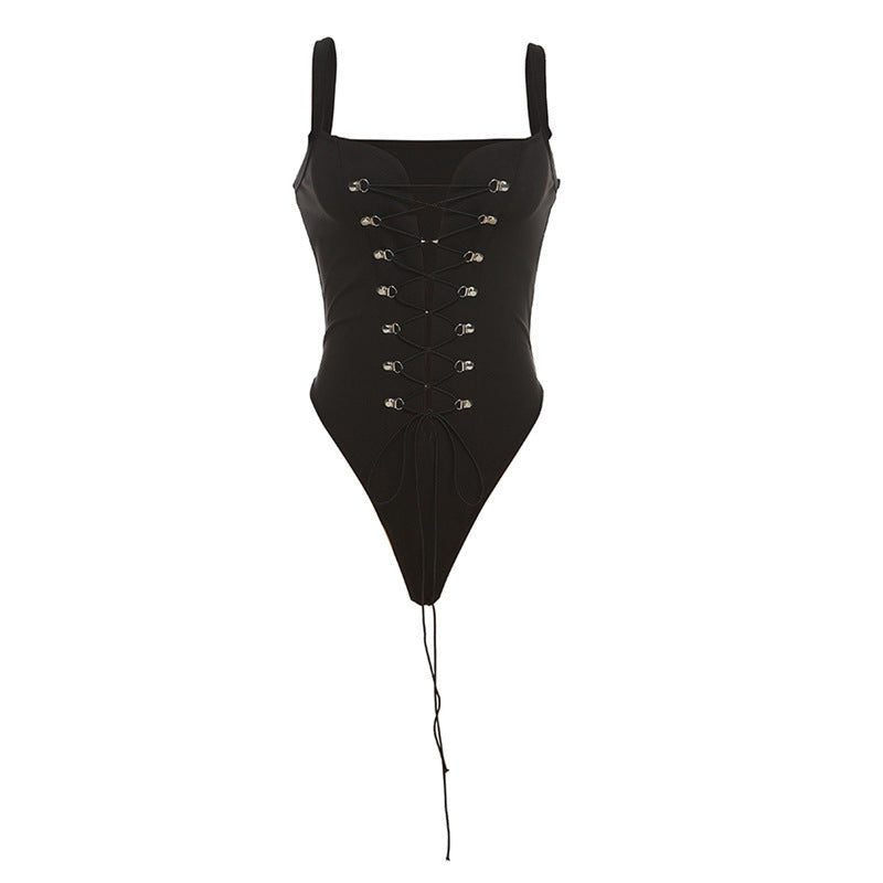 Dame one-piece badedragt med sofistikerede snøre detaljer Skovae
