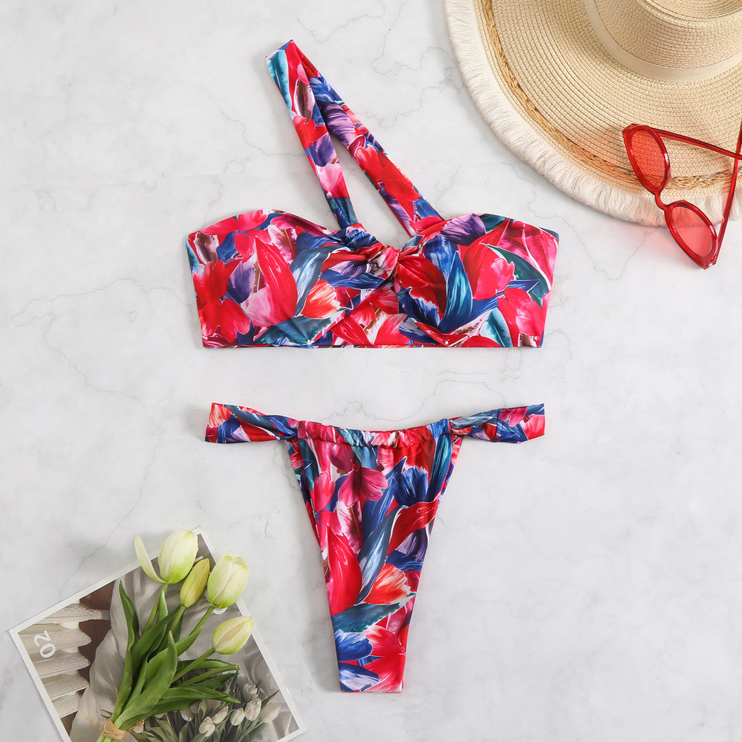 Femme Asymmetrisk Strop-Bikini-Sæt Stilla