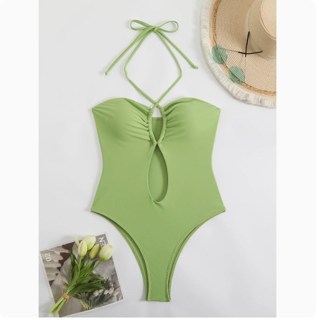 Femme High-Cut Halterneck Énslags Badedragt med Nøglehul Detail Stilla